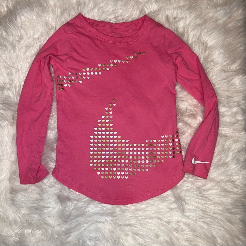 Toddler girl pink nike shirt size 4T in excellent condition